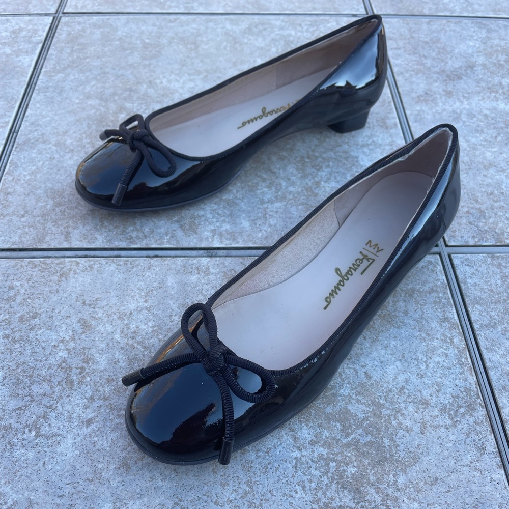 Salvatore Ferragamo Black Patent Leather Ballet Flats - Picture 14 of 14